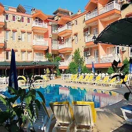 Mediterranean Garden Apartment
